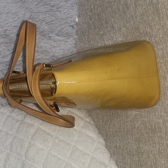 Louis Vuitton Monogram Vernis Houston Bag...Authentic!! - Picture 4 of 12